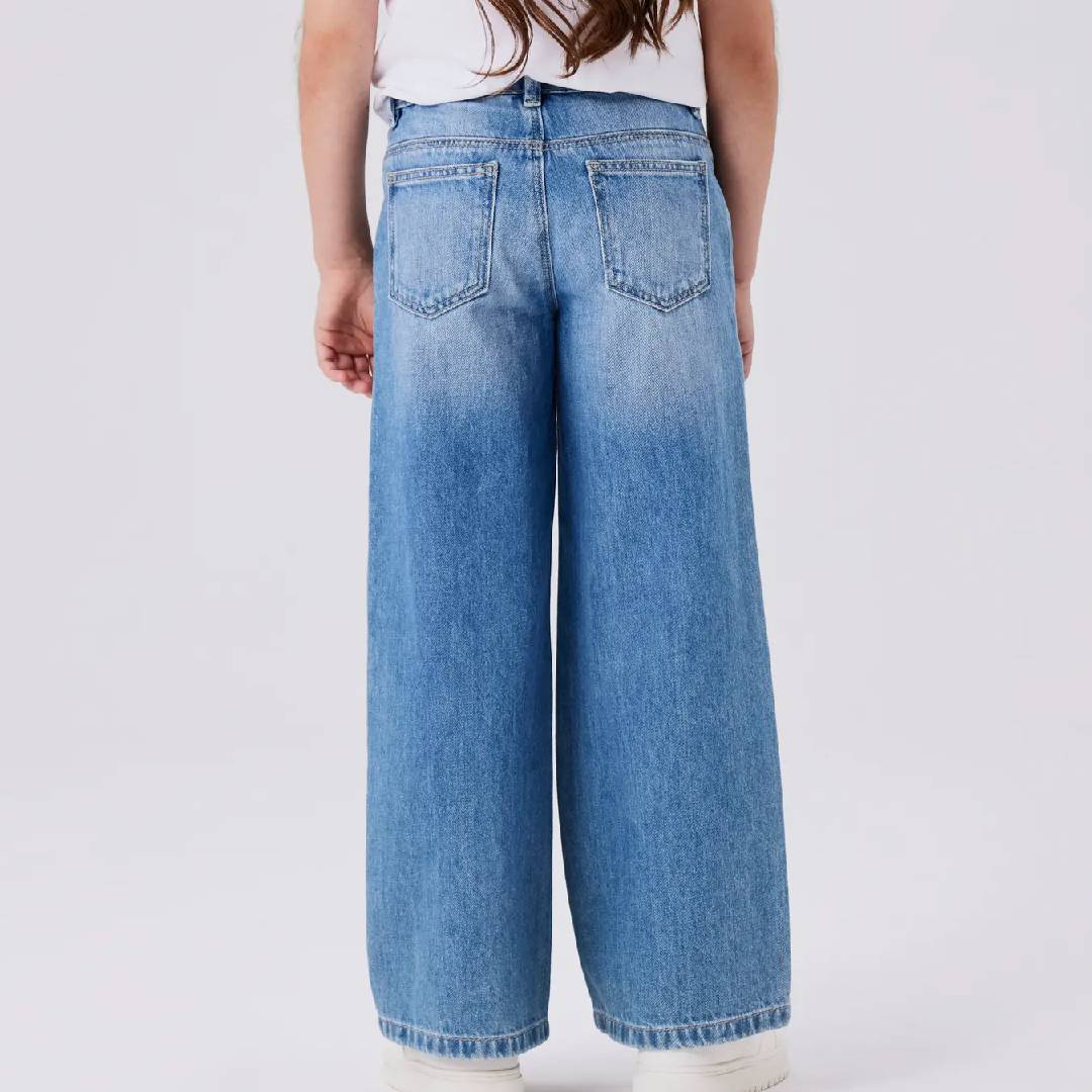 Χωρίς τίτλο